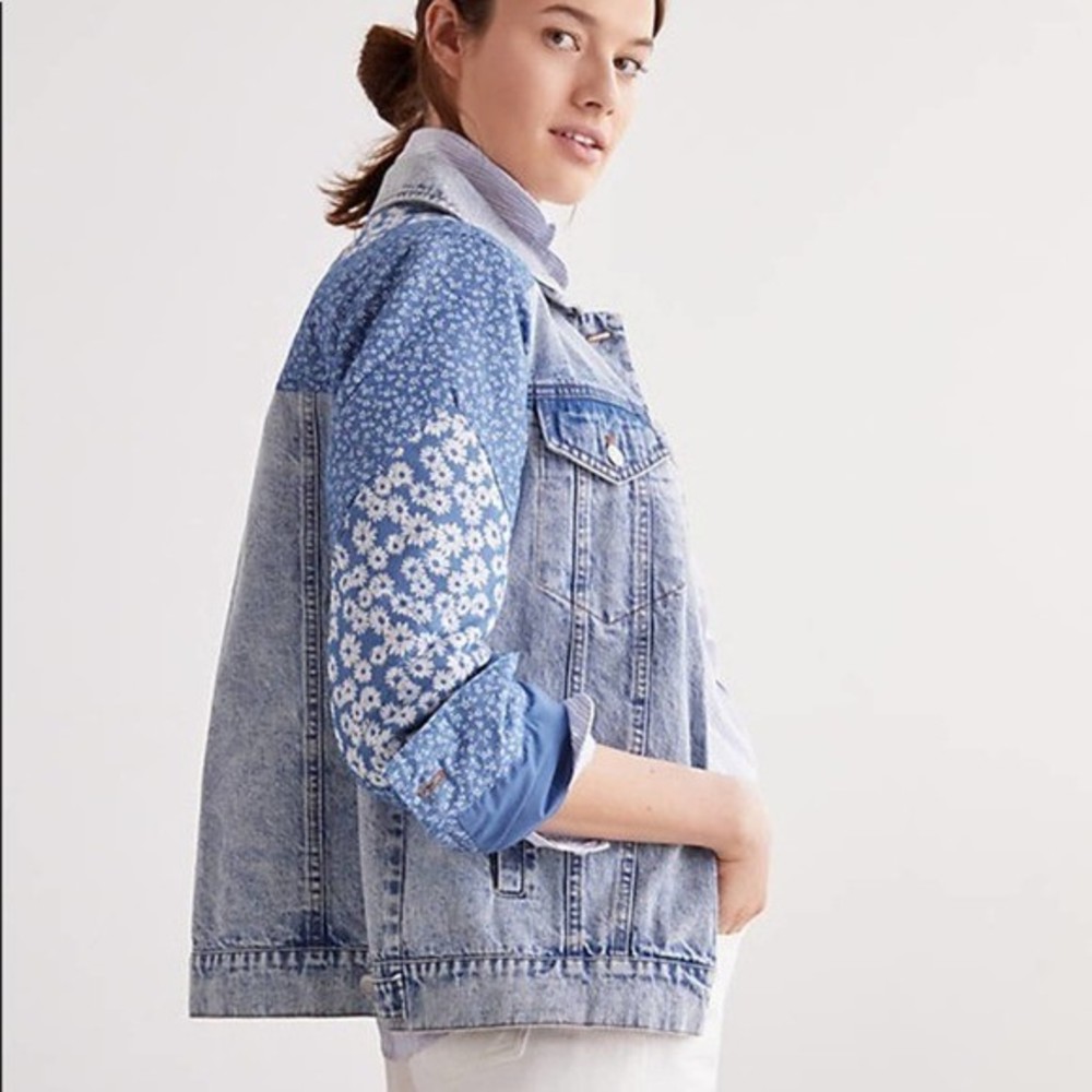 NWT AVEC LES FILLES PATCHWORK DENIM JACKET SIZE L